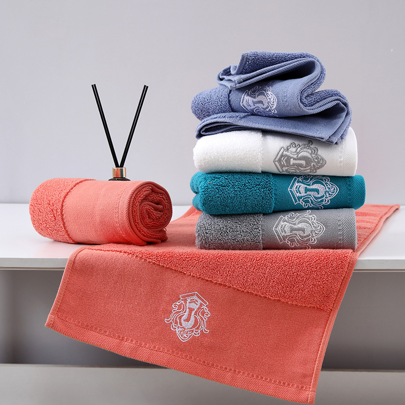 Cloth Face Mask Washable - Serviettes en coton blanc et rouge,