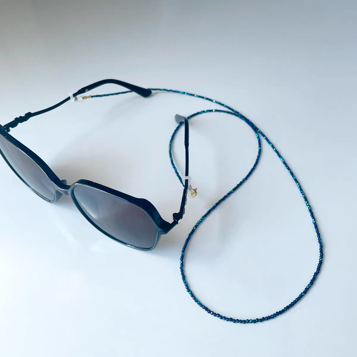 Chaîne de lunettes étincelante - Mask Chain Holder avis et prix